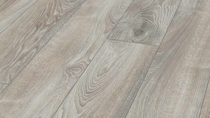 Kronotex Mammut Highland Oak Silver Laminate Flooring