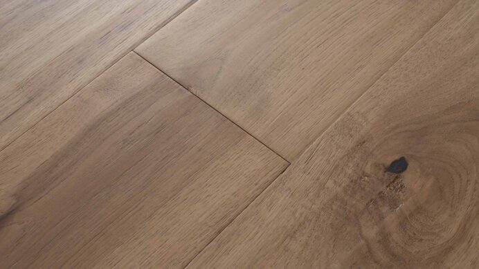 EUROSTYLE Signature Brushed Hickory Cherryville Hardwood